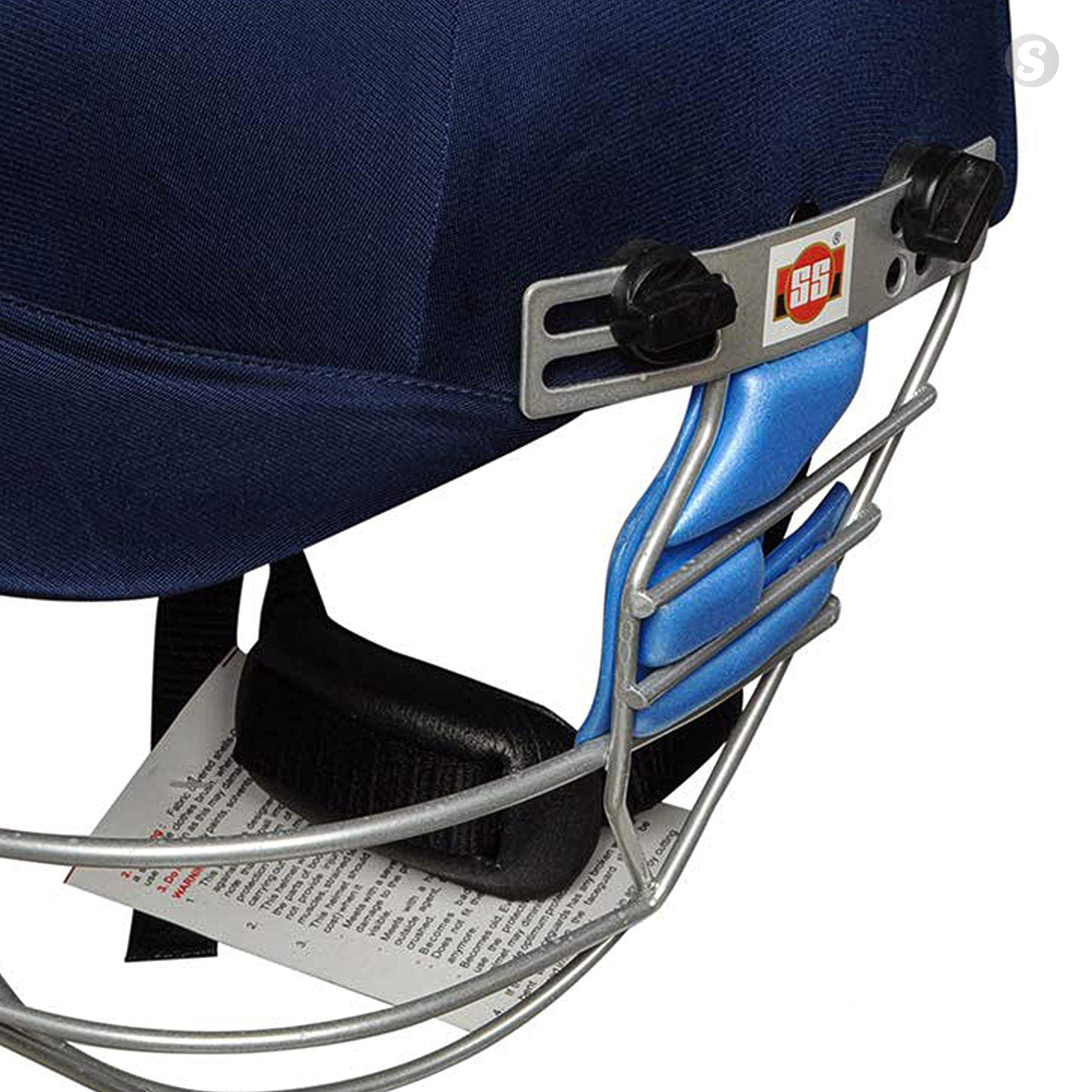 lightweight cricket helmet 